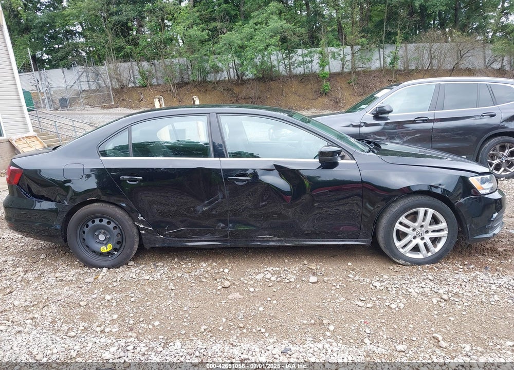 2017 VOLKSWAGEN JETTA VIN: 3VW2B7AJ3HM303198