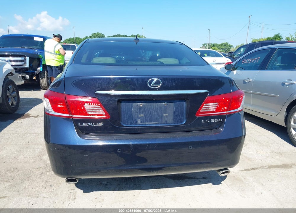 2010 LEXUS ES350 VIN: JTHBK1EG8A2413500