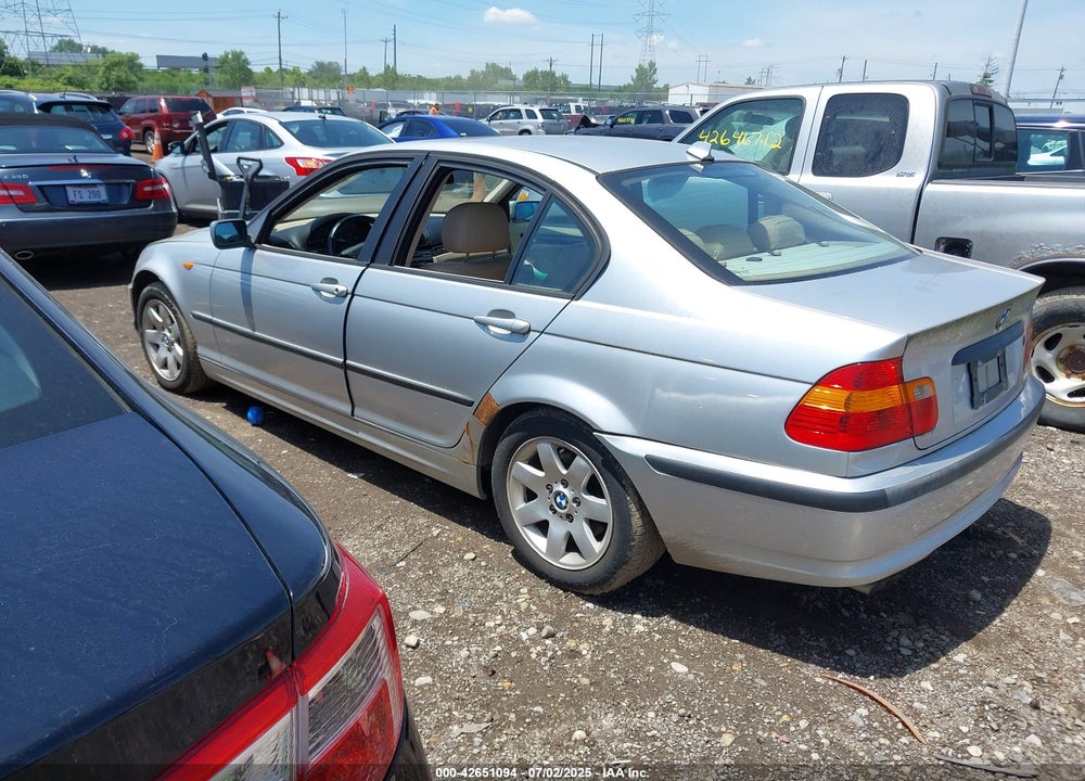 2005 BMW 325I VIN: WBAEV33485KW17615