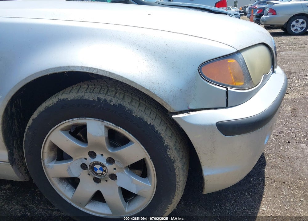 2005 BMW 325I VIN: WBAEV33485KW17615