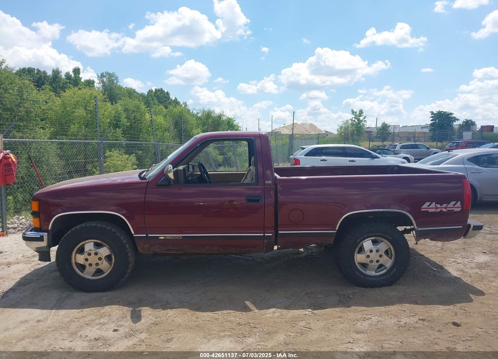 1994 CHEVROLET GMT-400 K1500 VIN: 1GCEK14K8RZ139142