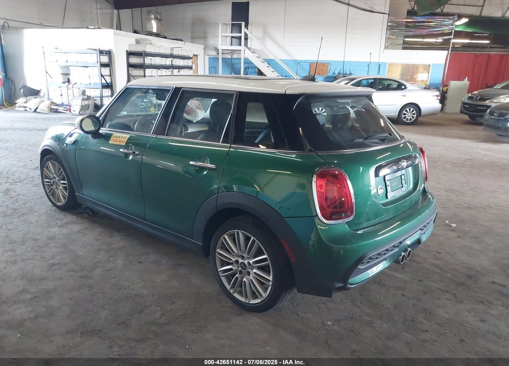 2024 MINI HARDTOP COOPER S VIN: WMW53DK03R2U84195
