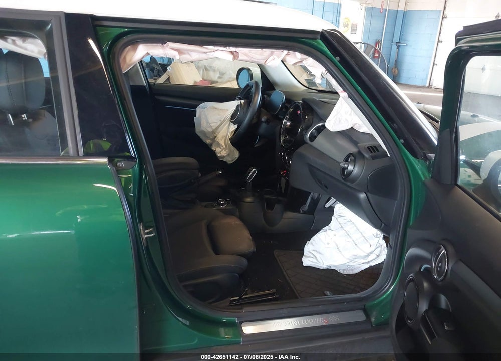 2024 MINI HARDTOP COOPER S VIN: WMW53DK03R2U84195