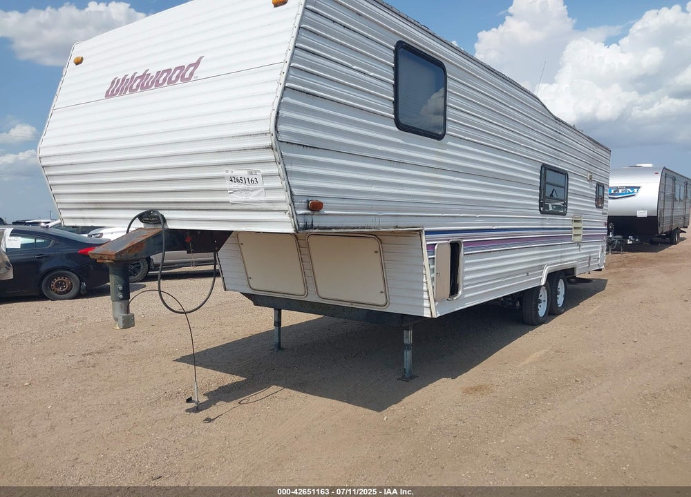 1997 WILDWOOD 24' 5TH WHEEL VIN: 4X4FWDC28VA030367