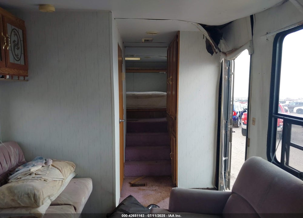 1997 WILDWOOD 24' 5TH WHEEL VIN: 4X4FWDC28VA030367