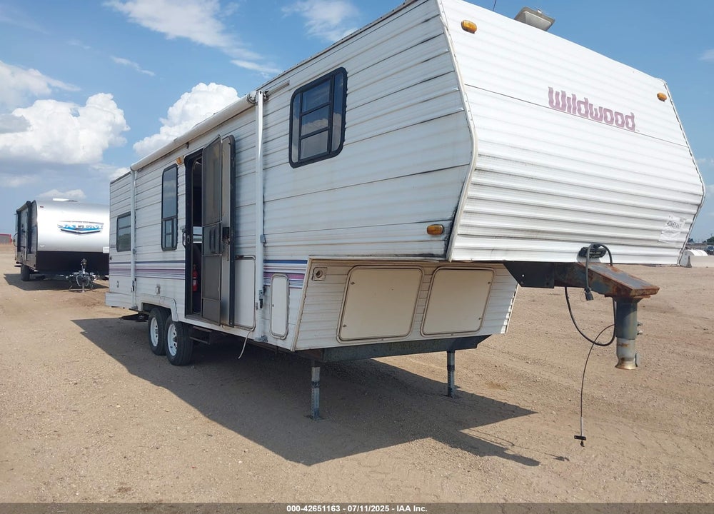 1997 WILDWOOD 24' 5TH WHEEL VIN: 4X4FWDC28VA030367