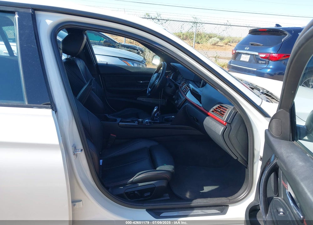 2012 BMW 3 SERIES VIN: WBA3A5G52CNP15813