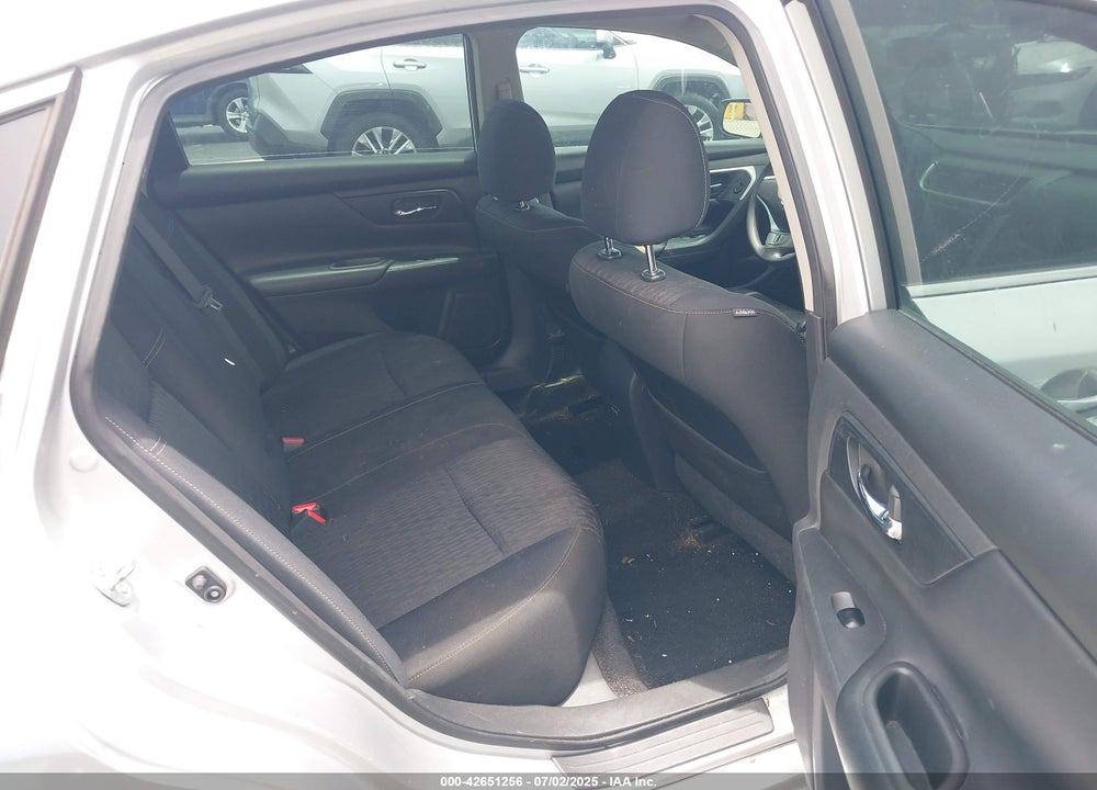 2017 NISSAN ALTIMA VIN: 1N4AL3AP0HC485653