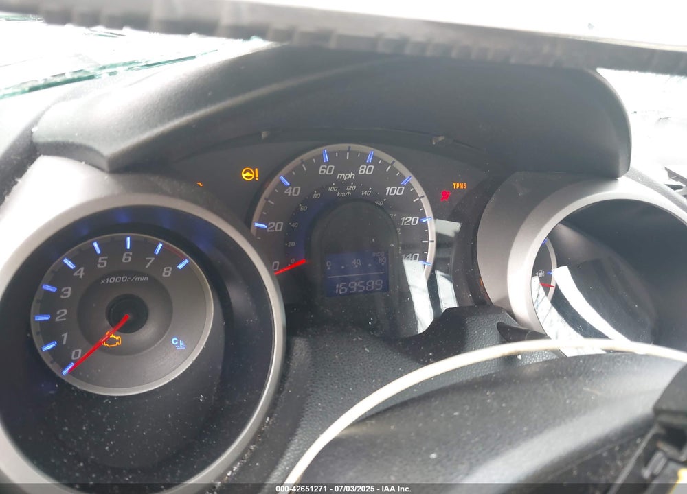 2011 HONDA FIT VIN: JHMGE8H55BC027435