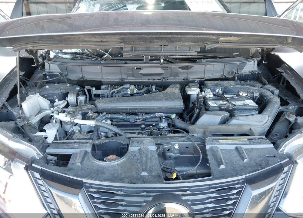2018 NISSAN ROGUE VIN: 5N1AT2MT1JC720396
