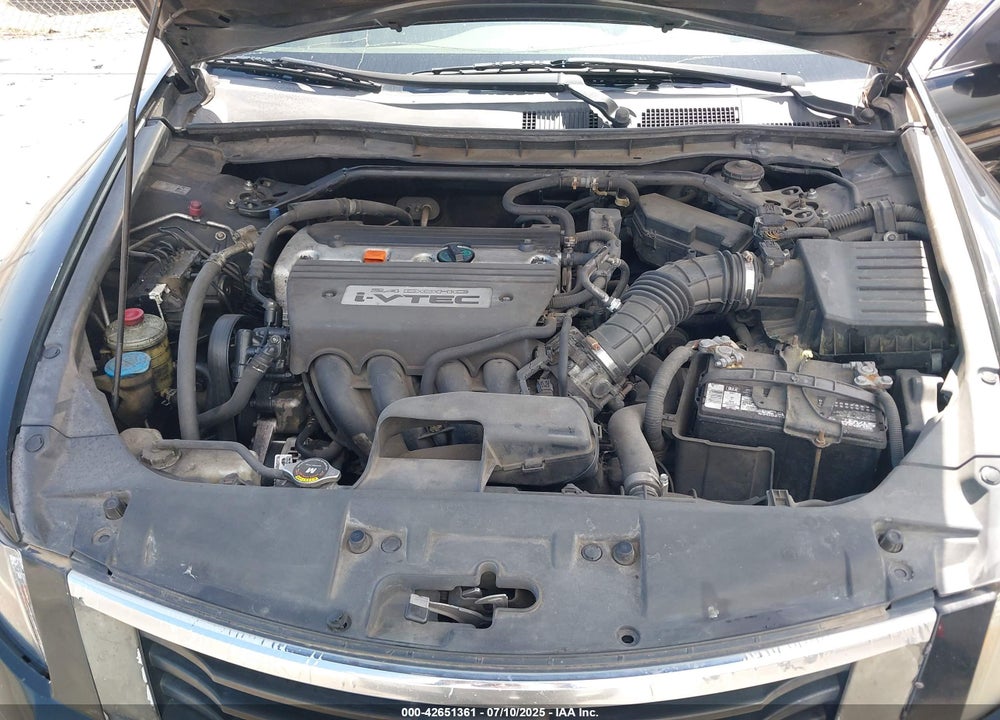 2009 HONDA ACCORD VIN: 1HGCP26819A041103