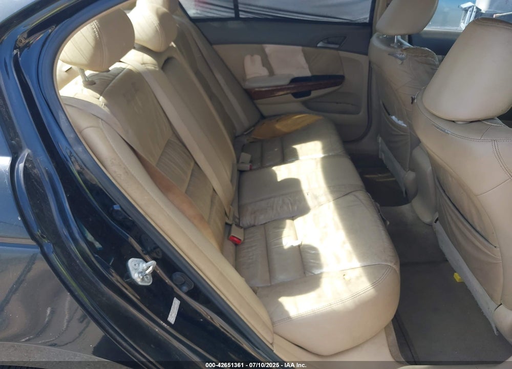 2009 HONDA ACCORD VIN: 1HGCP26819A041103