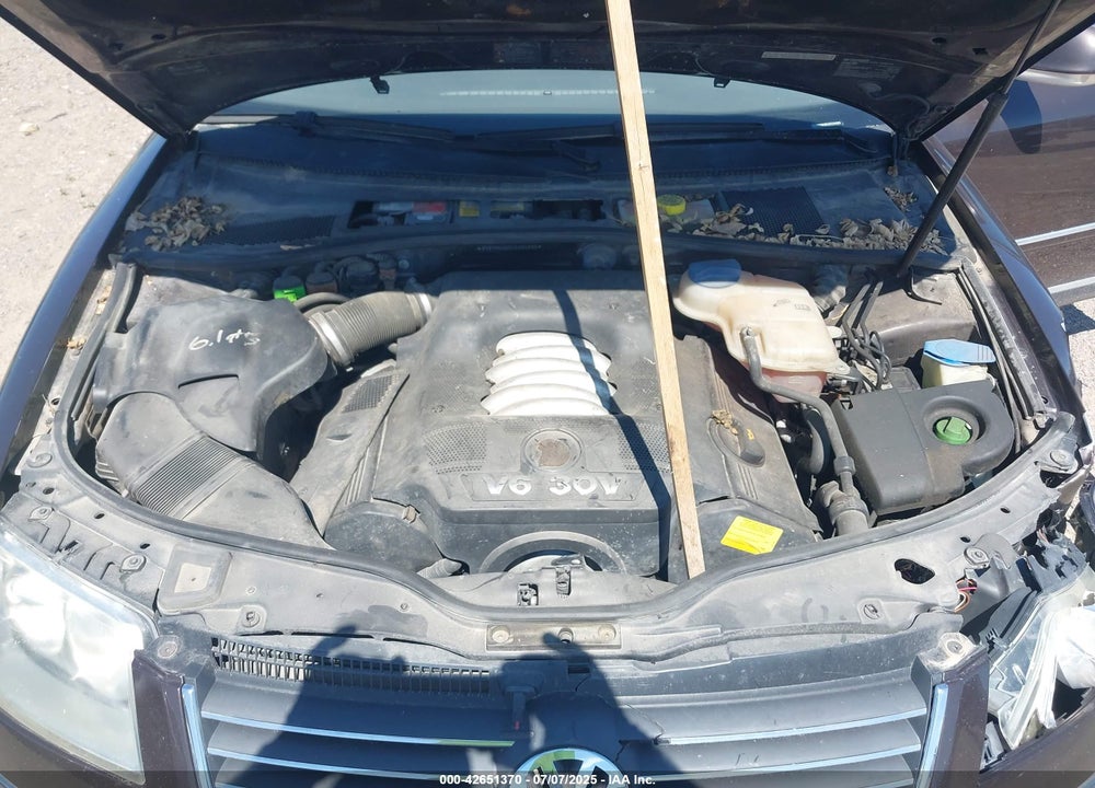 2004 VOLKSWAGEN PASSAT GLX VIN: WVWYH63B34E234685