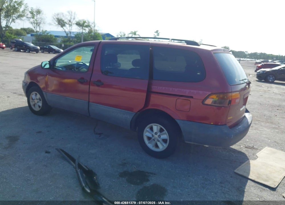 2000 TOYOTA SIENNA LE VIN: 4T3ZF13C6YU291094
