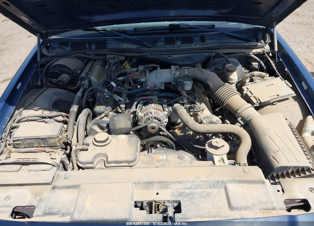 2008 FORD CROWN VICTORIA VIN: 2FAHP71VX8X137757