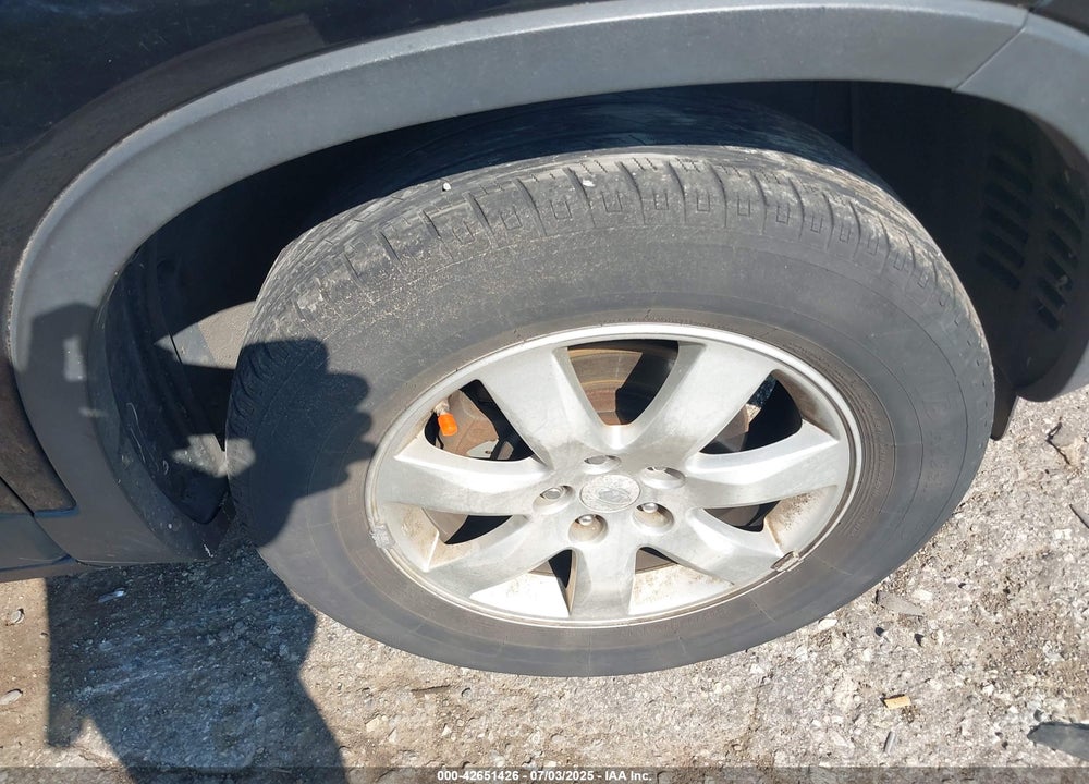 2011 KIA SORENTO VIN: 5XYKT4A16BG177907