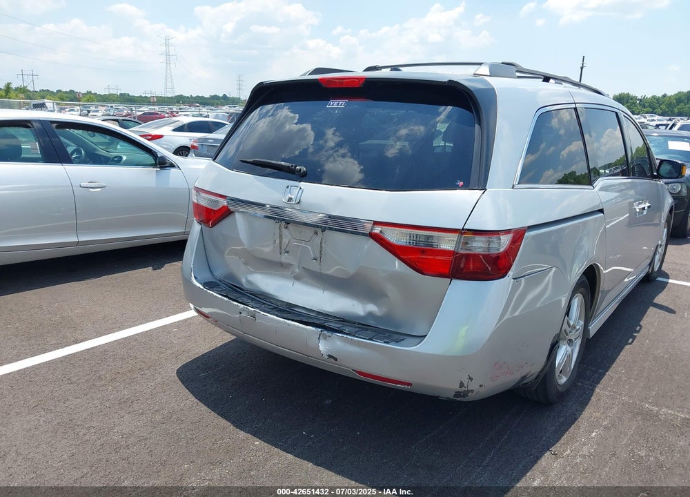 2011 HONDA ODYSSEY VIN: 5FNRL5H99BB058448