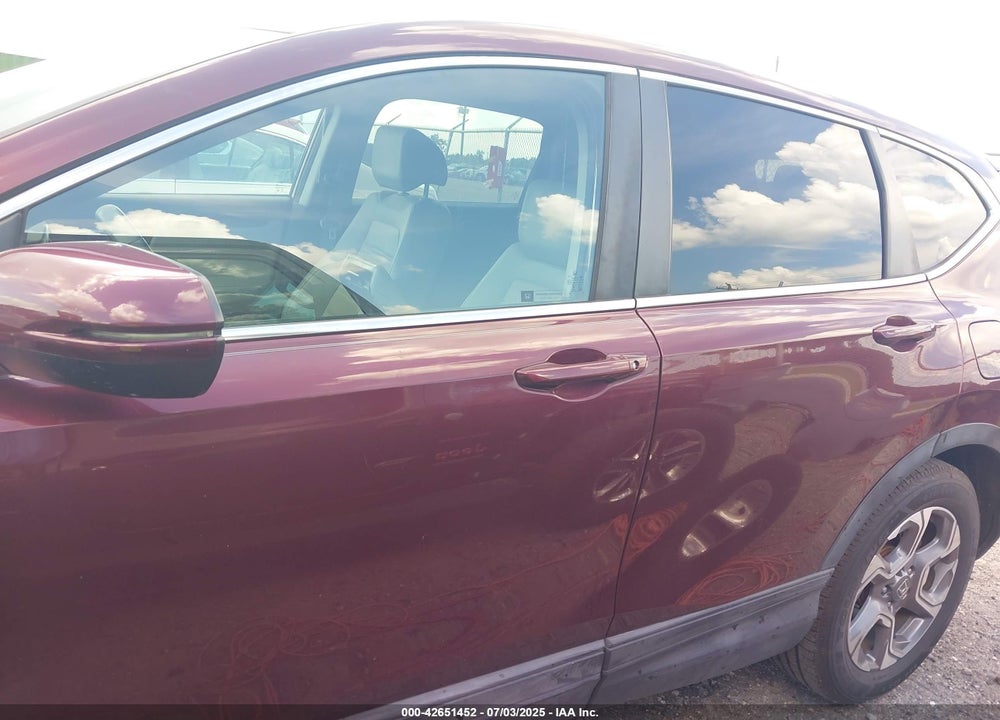 2017 HONDA CR-V VIN: 2HKRW2H81HH630622