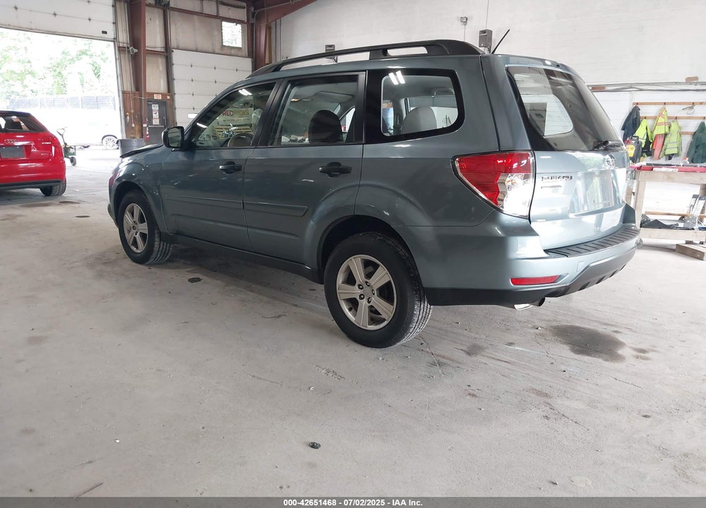 2013 SUBARU FORESTER VIN: JF2SHABC8DH402890