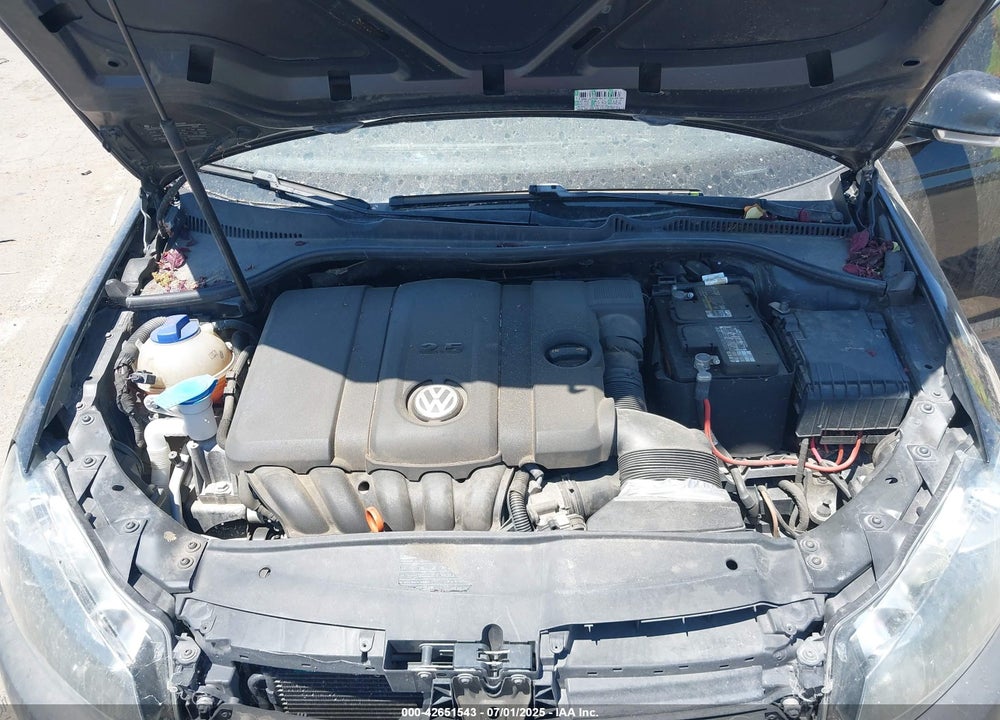 2010 VOLKSWAGEN JETTA VIN: 3VWTZ7AJ8AM694046
