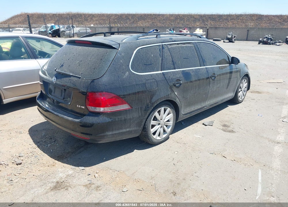 2010 VOLKSWAGEN JETTA VIN: 3VWTZ7AJ8AM694046