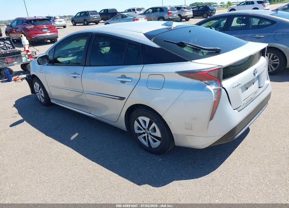 2018 TOYOTA PRIUS VIN: JTDKBRFUXJ3590368
