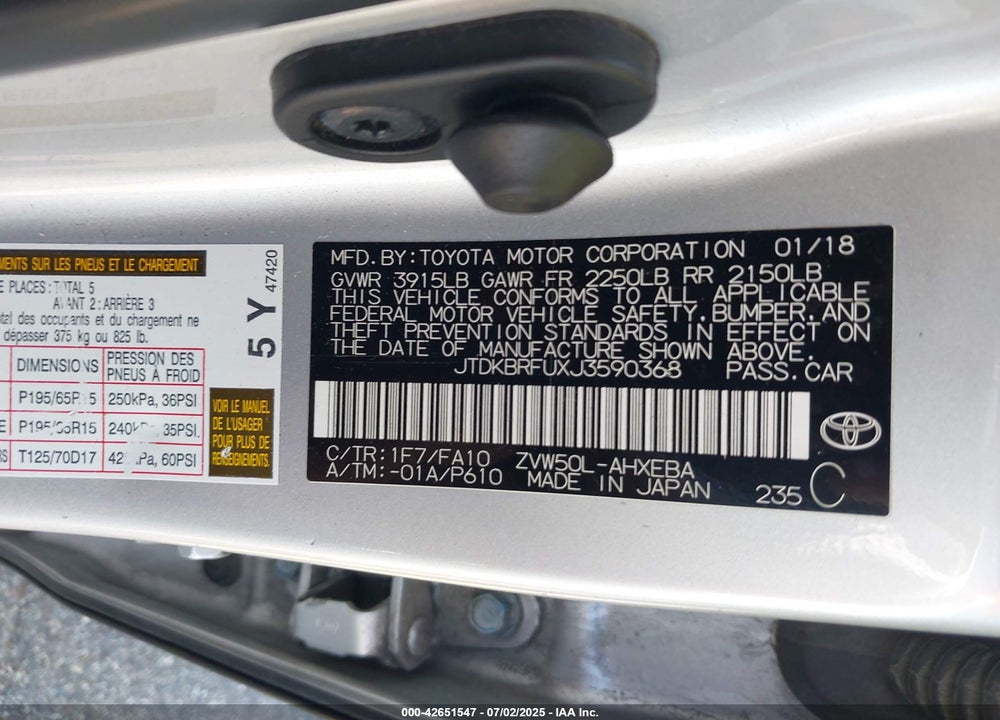 2018 TOYOTA PRIUS VIN: JTDKBRFUXJ3590368