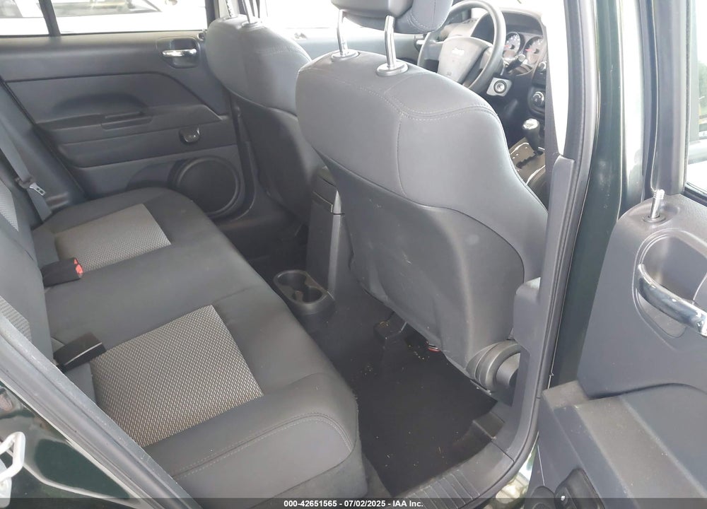 2010 JEEP COMPASS VIN: 1J4NF1FB0AD622928