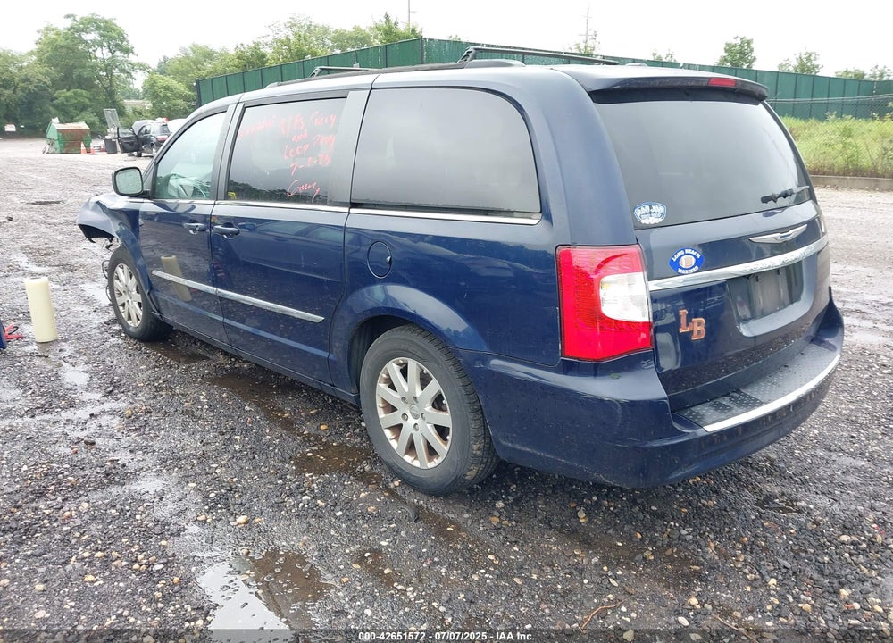 2013 CHRYSLER TOWN & COUNTRY VIN: 2C4RC1BG2DR517729