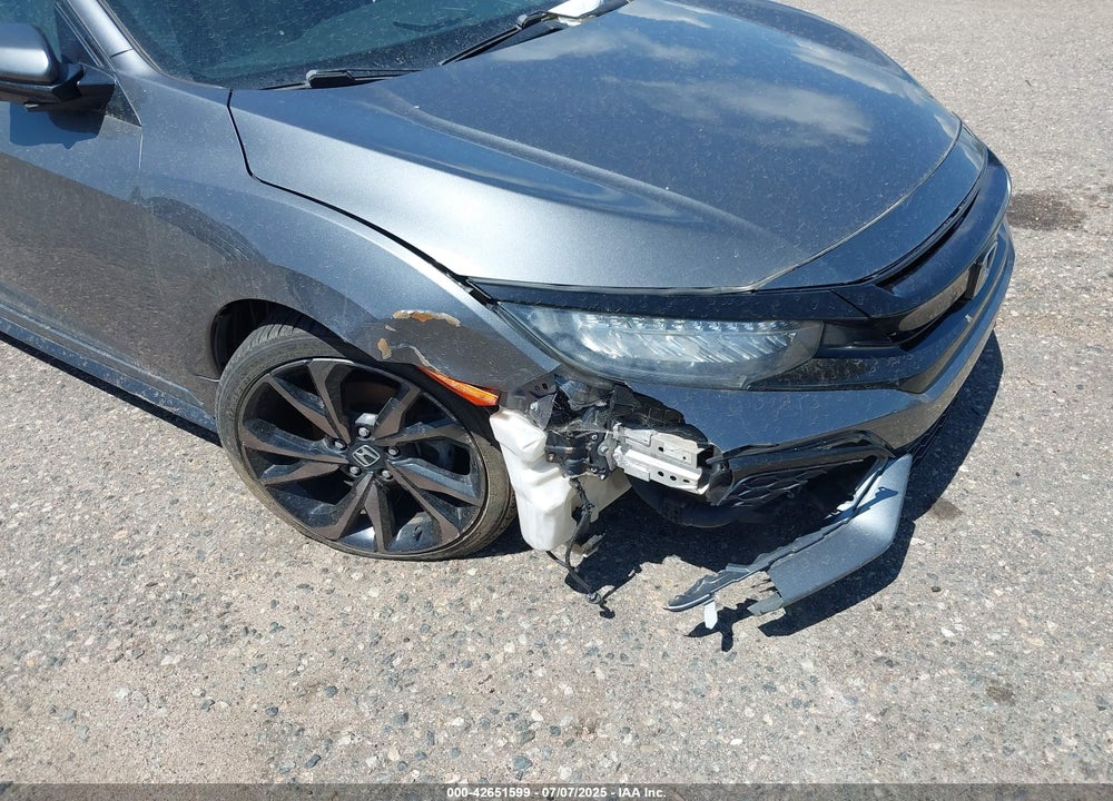 2018 HONDA CIVIC SPORT TOURING VIN: SHHFK7H94JU421172