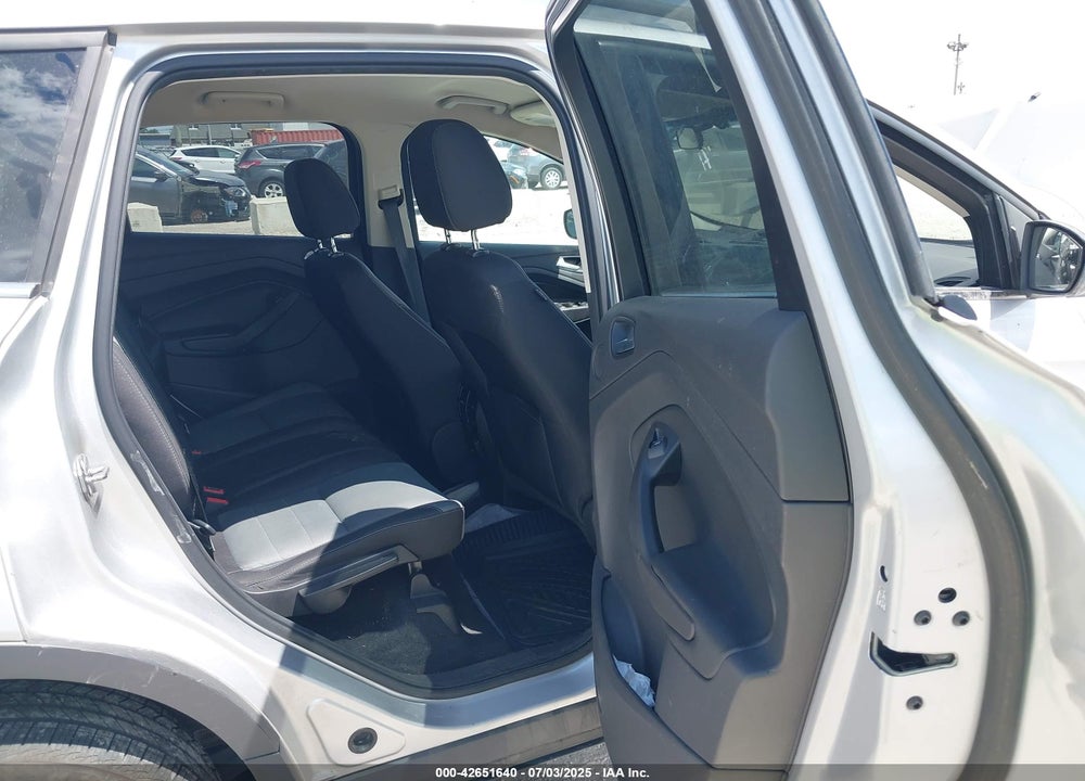 2016 FORD ESCAPE VIN: 1FMCU0G97GUC38660
