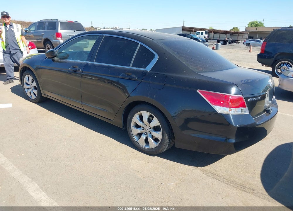 2008 HONDA ACCORD 2.4 EX VIN: JHMCP26738C068102