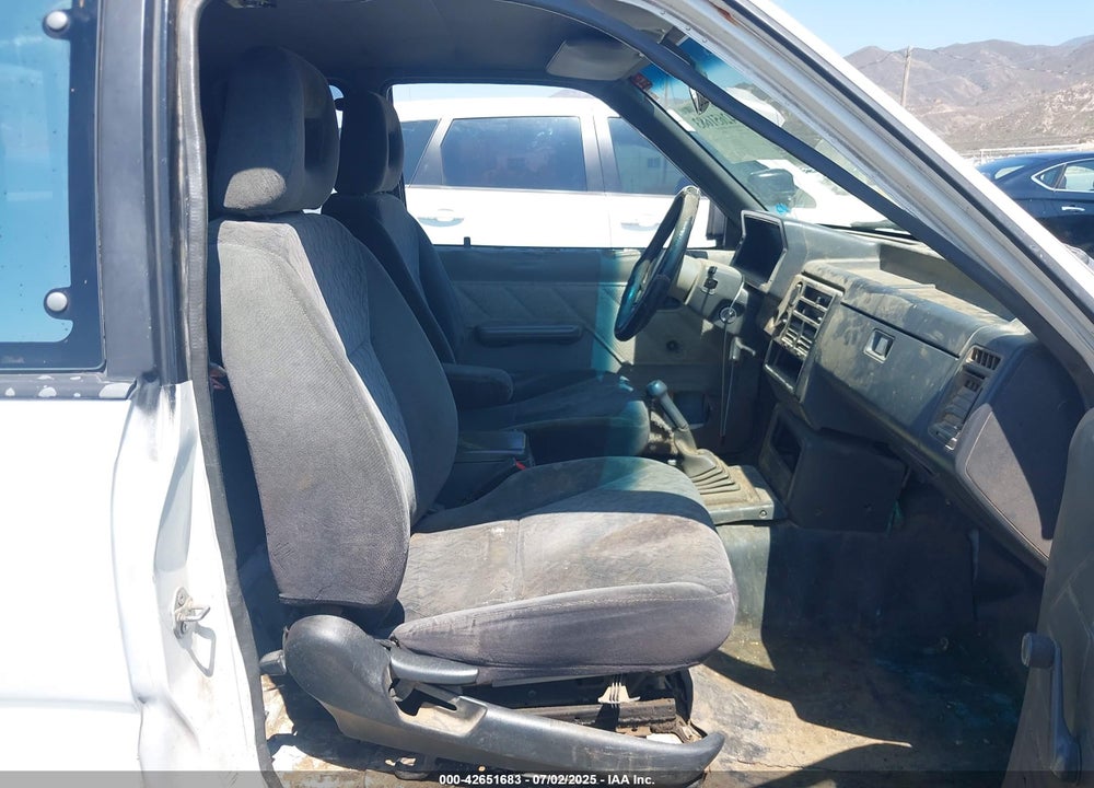 1991 MAZDA B2200 CAB PLUS VIN: JM2UF3237M0156286