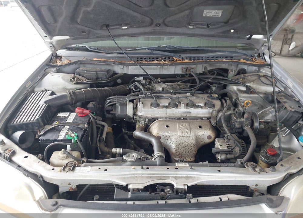 2001 HONDA ACCORD 2.3 LX VIN: 1HGCG55401A063548