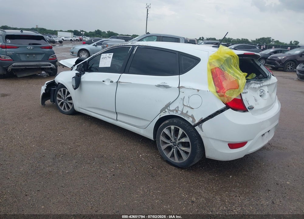 2016 HYUNDAI ACCENT VIN: KMHCU5AE1GU236776