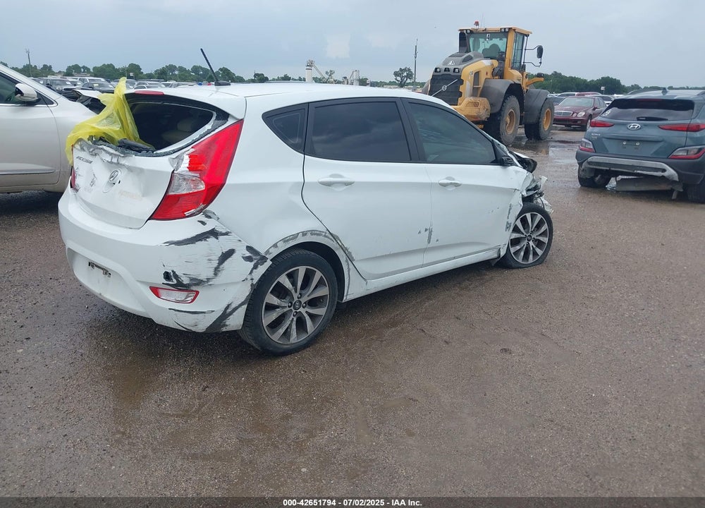 2016 HYUNDAI ACCENT VIN: KMHCU5AE1GU236776