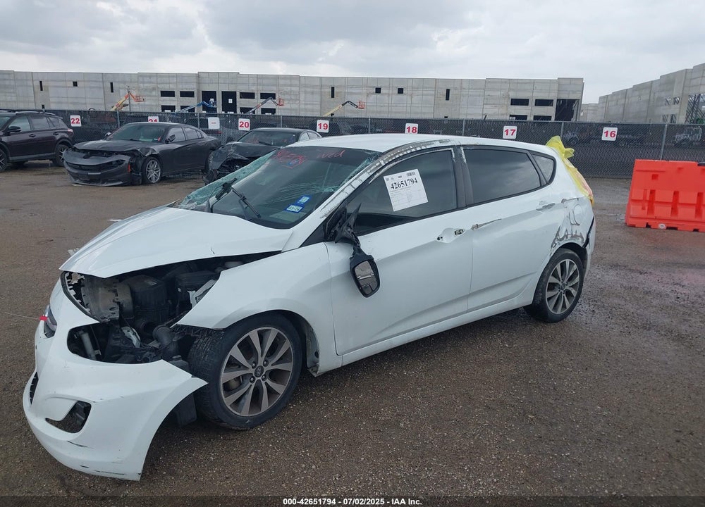 2016 HYUNDAI ACCENT VIN: KMHCU5AE1GU236776