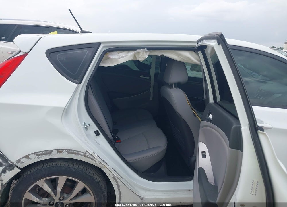 2016 HYUNDAI ACCENT VIN: KMHCU5AE1GU236776