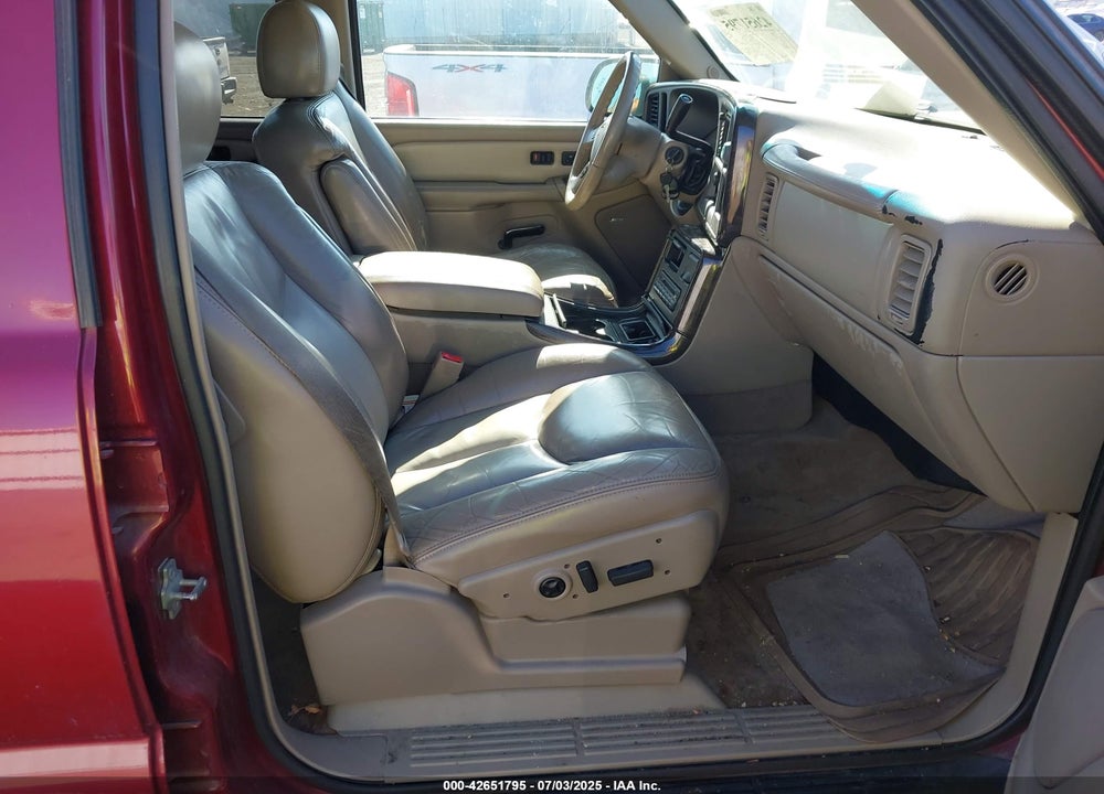 2004 GMC YUKON XL 1500 DENALI VIN: 1GKFK66U54J175804
