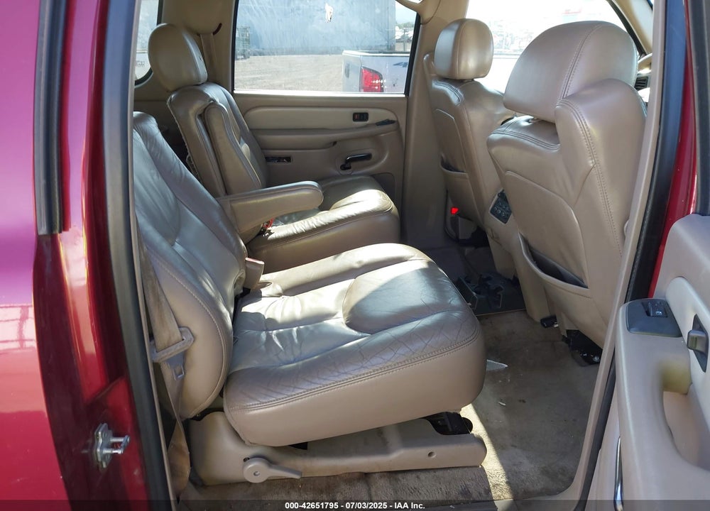 2004 GMC YUKON XL 1500 DENALI VIN: 1GKFK66U54J175804