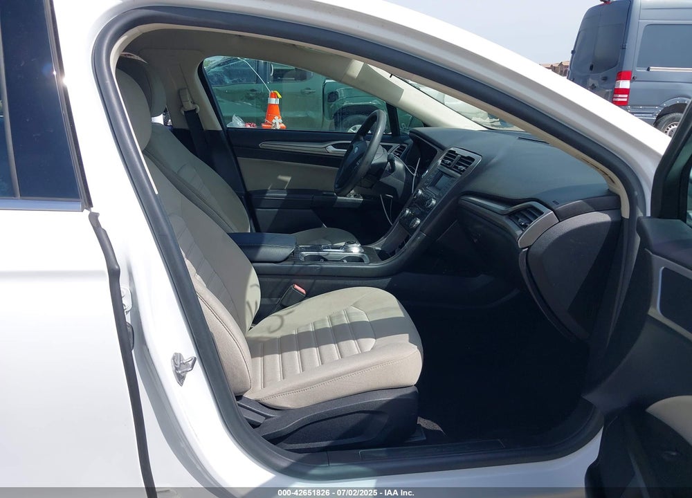 2018 FORD FUSION VIN: 3FA6P0G7XJR231343