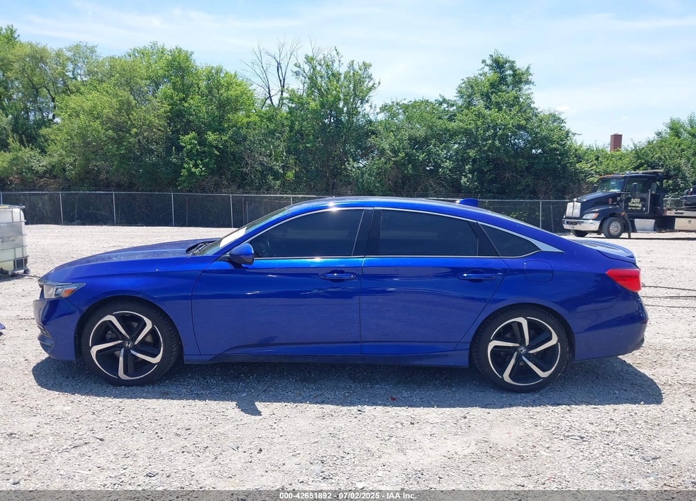2019 HONDA ACCORD VIN: 1HGCV1F3XKA140240
