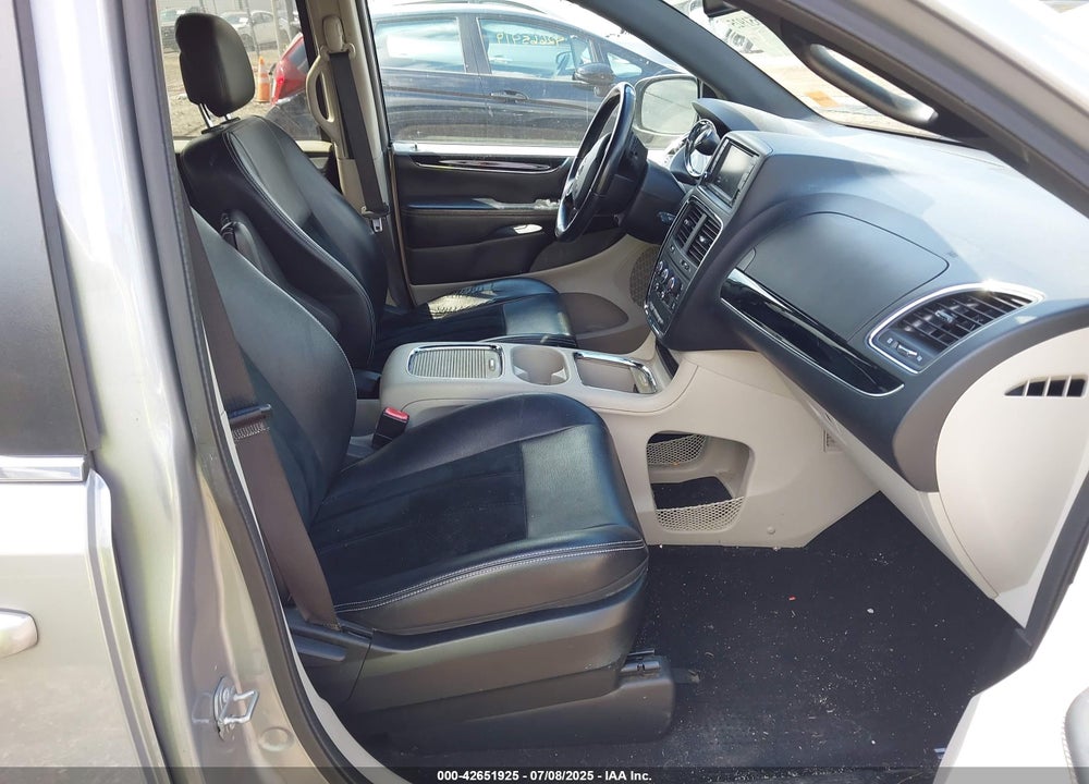 2017 DODGE GRAND CARAVAN SXT VIN: 2C4RDGCG6HR666505