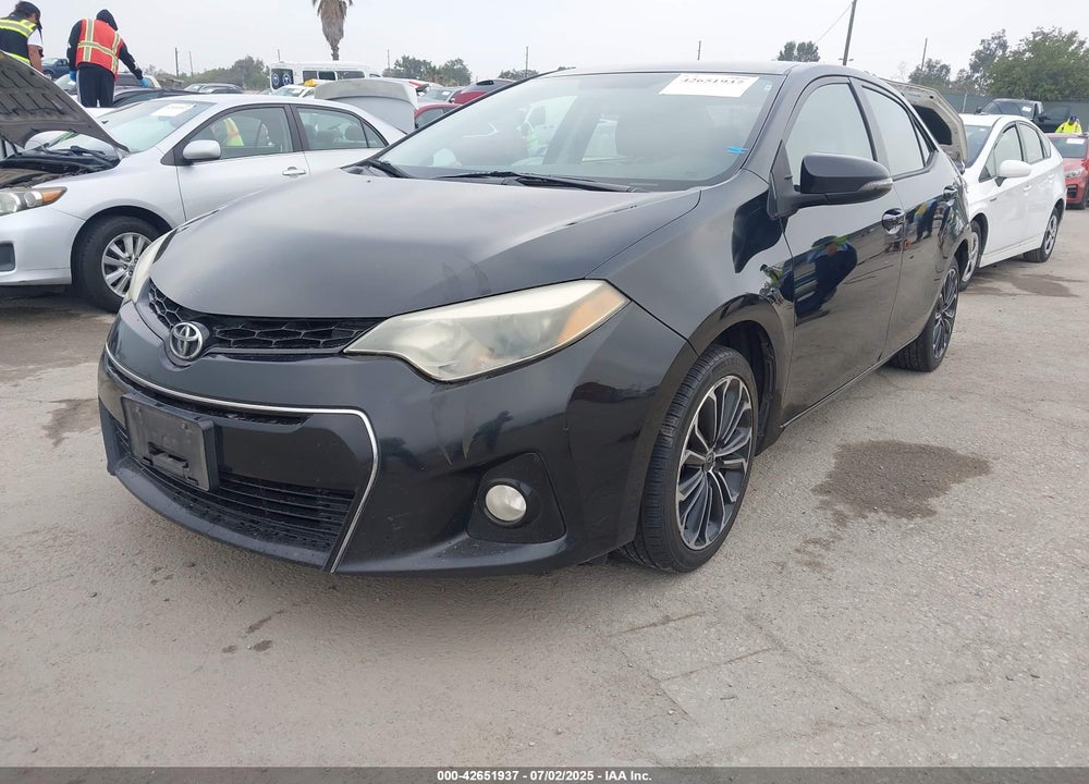 2015 TOYOTA COROLLA VIN: 5YFBURHE5FP364074