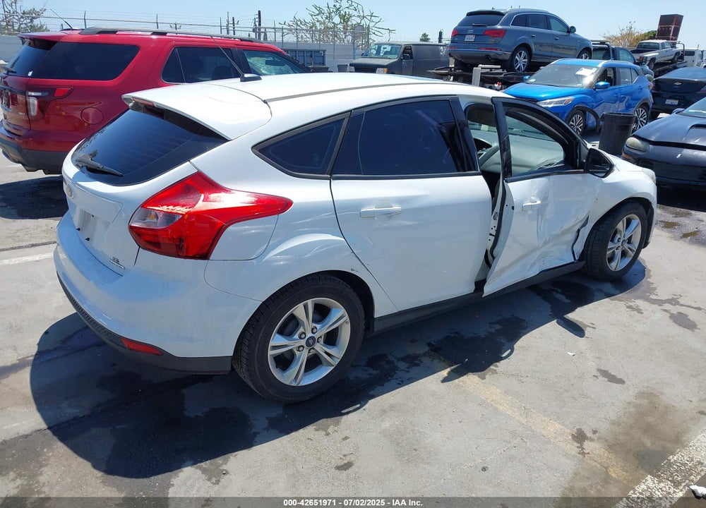 2014 FORD FOCUS SE VIN: 1FADP3K21EL163684