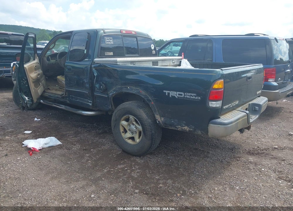 2000 TOYOTA TUNDRA LTD V8 VIN: 5TBBT4818YS066866