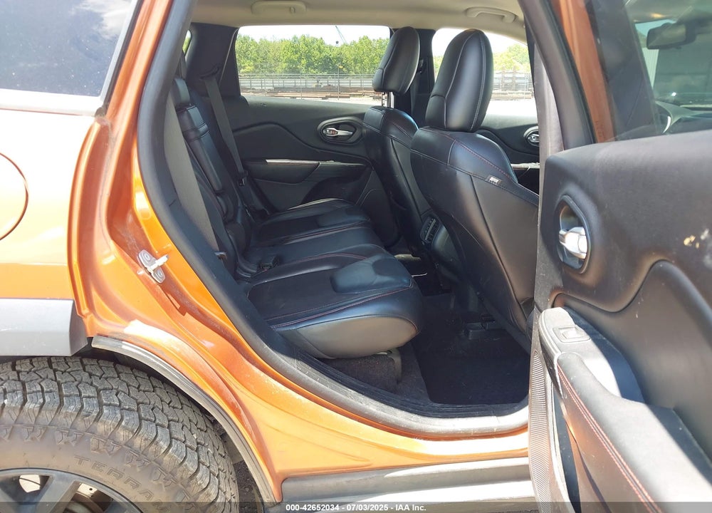 2016 JEEP CHEROKEE VIN: 1C4PJMBS6GW318035