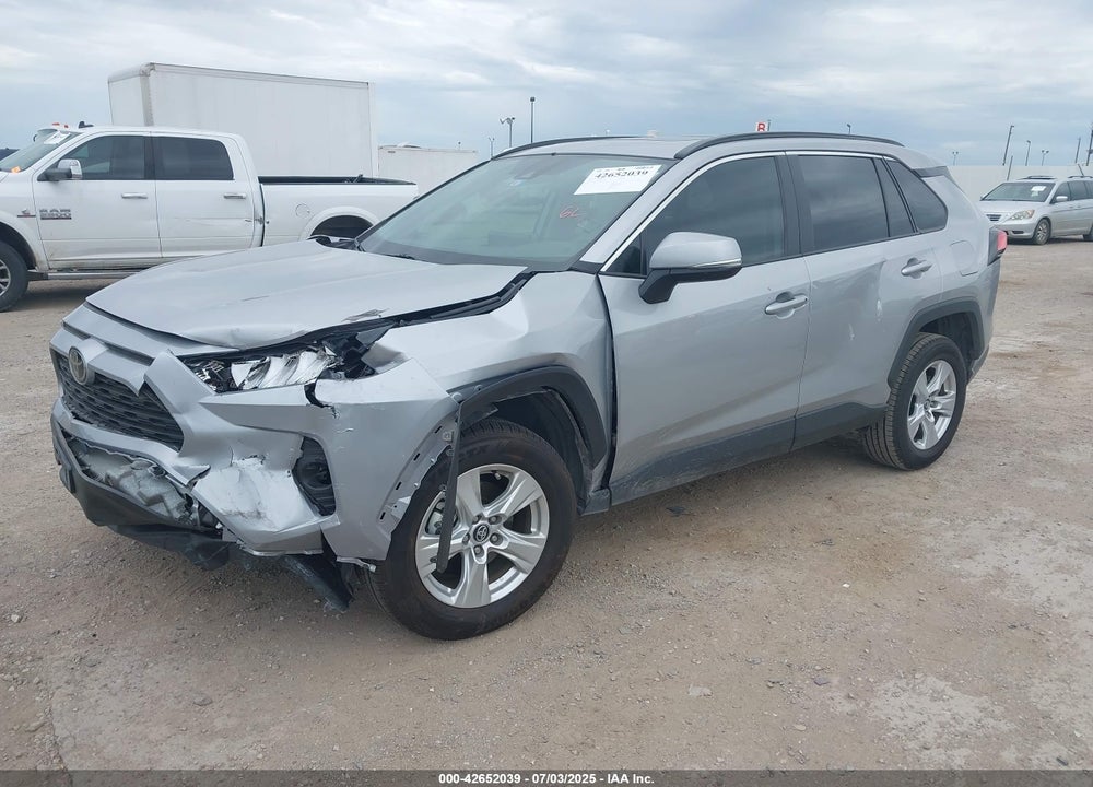 2020 TOYOTA RAV4 XLE VIN: 2T3W1RFV4LW094687