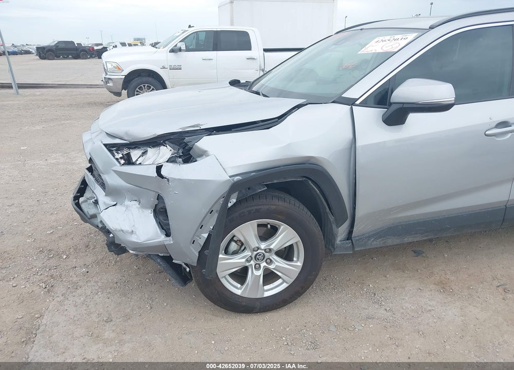 2020 TOYOTA RAV4 XLE VIN: 2T3W1RFV4LW094687