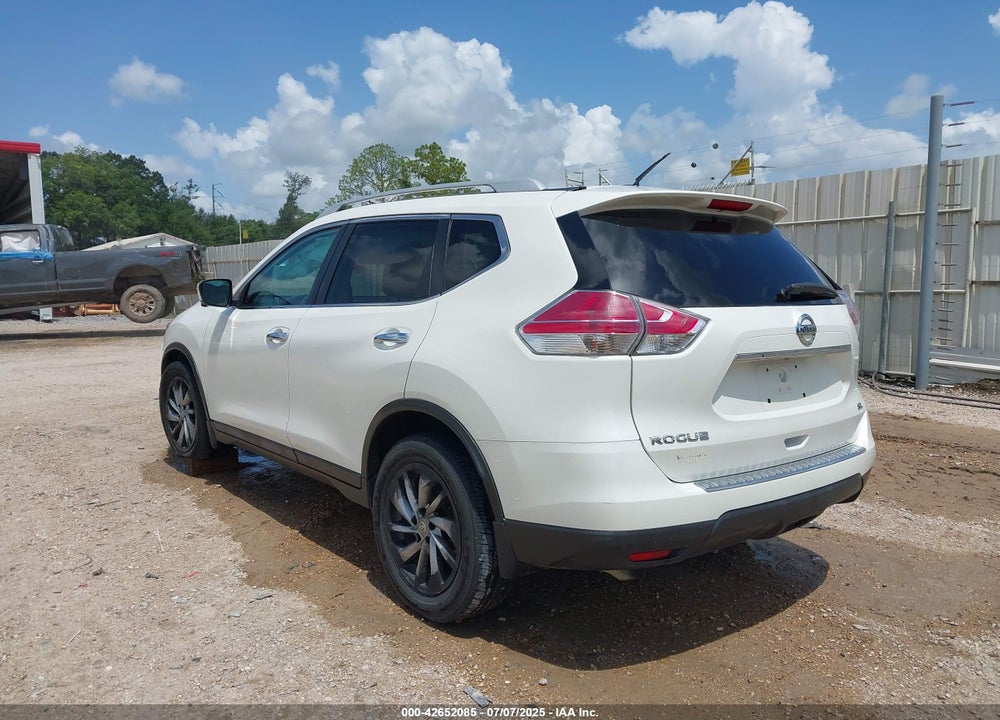 2015 NISSAN ROGUE VIN: 5N1AT2MT4FC830849